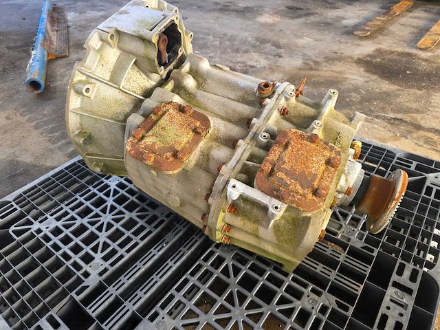 Eaton - renault - motor - afbeelding 10 van  10