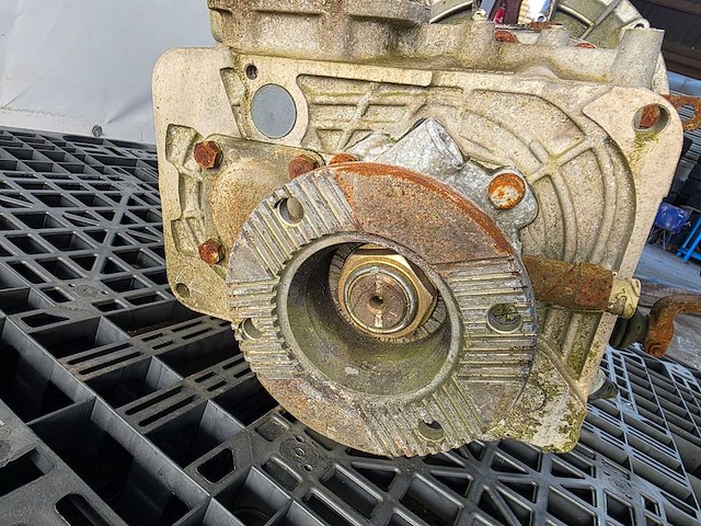 Eaton - renault - versnellingsbak - afbeelding 2 van  2