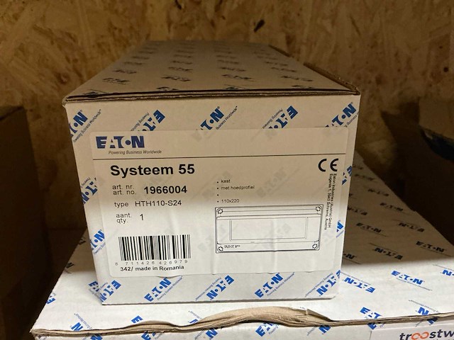 Eaton 1966001/1966004 groepenkast (2x) - afbeelding 2 van  3