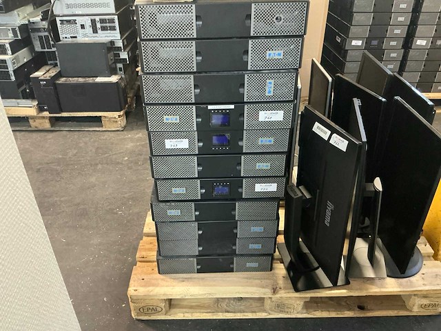Eaton 9px 3000i rt2u combo ups - afbeelding 1 van  3