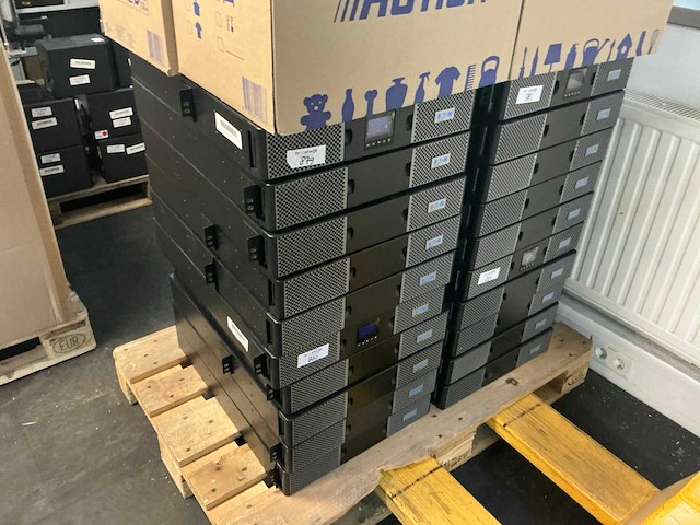 Eaton 9px3000irt2u combo 2 ups - afbeelding 6 van  6