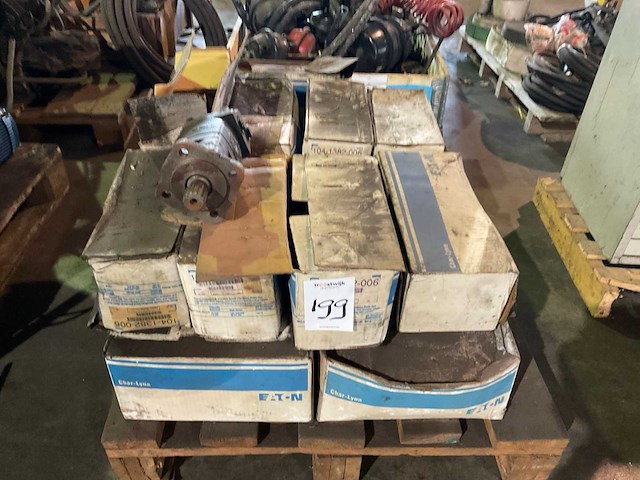 Eaton char-lynn 104-1382-006 hydromotor (21x) - afbeelding 1 van  3