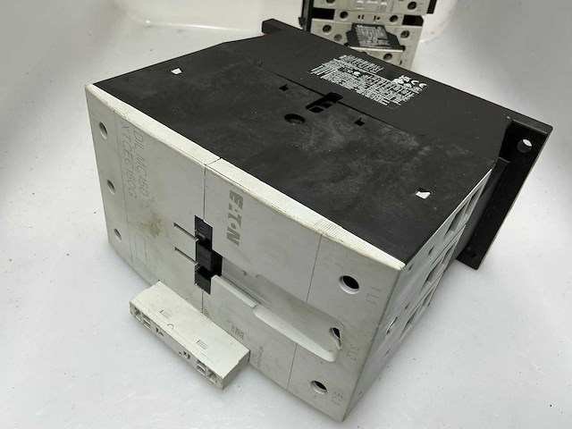 Eaton divers schakelmateriaal - afbeelding 6 van  9
