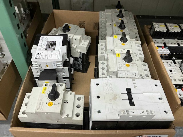 Eaton divers schakelmateriaal - afbeelding 8 van  9