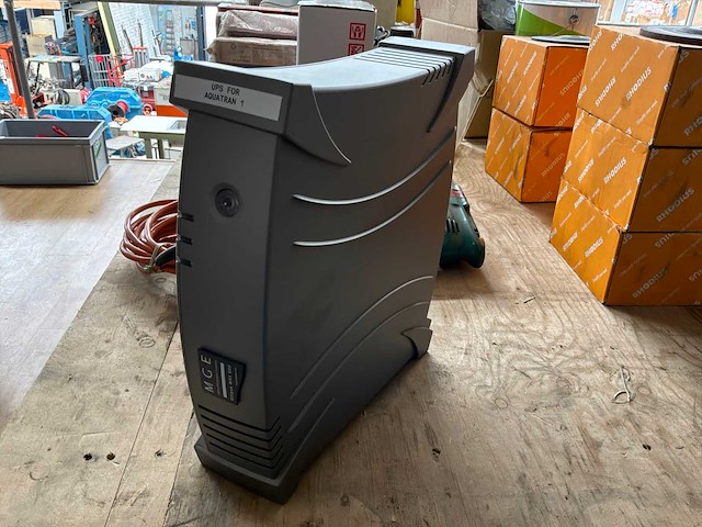 Eaton ellipse max 600 noodstroomvoorziening (3x) - afbeelding 1 van  5