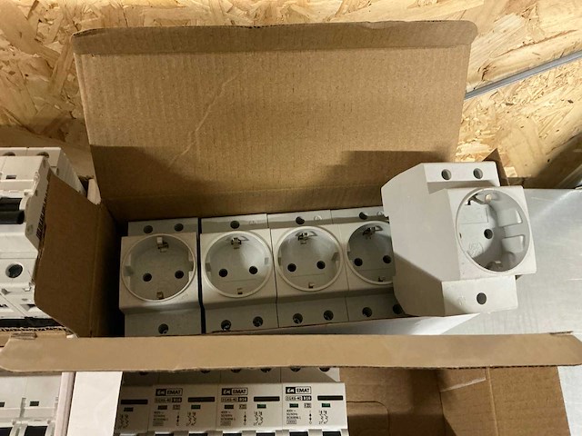 Eaton/ emat partij aardlekschakelaars (26x) - afbeelding 2 van  10