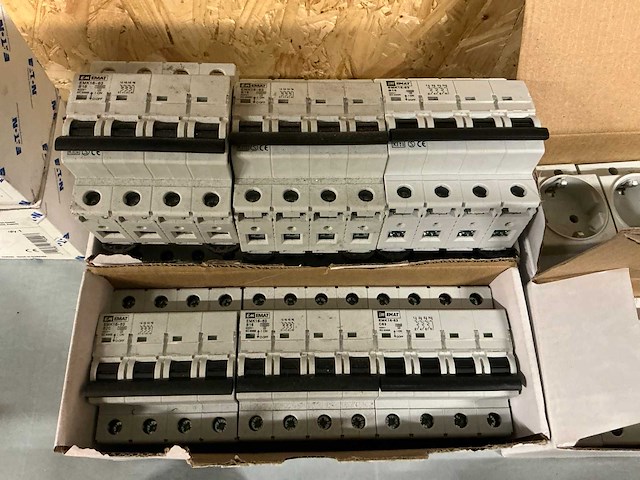 Eaton/ emat partij aardlekschakelaars (26x) - afbeelding 8 van  10