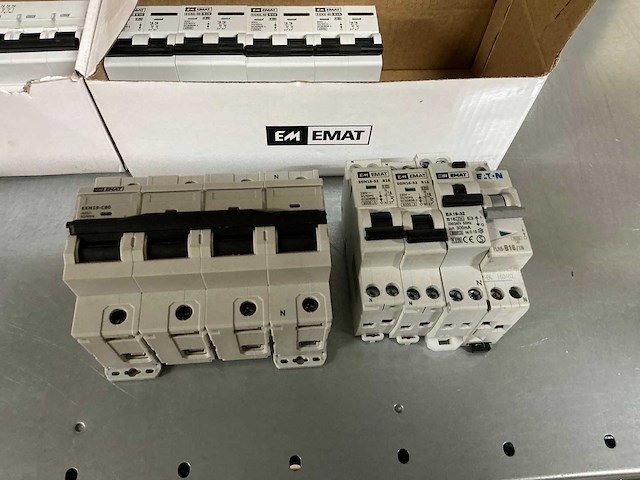 Eaton/ emat partij aardlekschakelaars (26x) - afbeelding 9 van  10