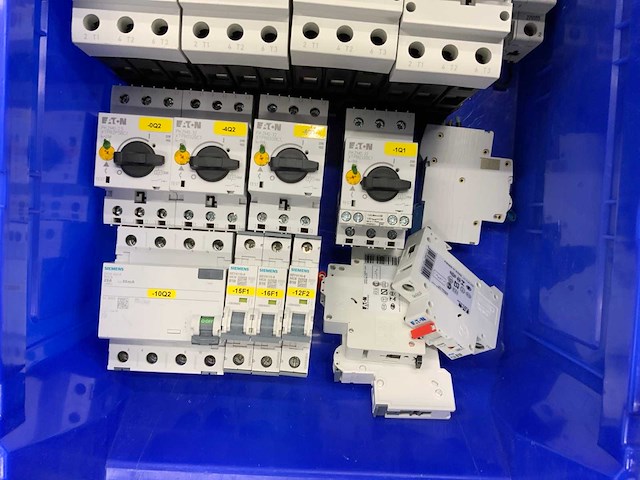 Eaton / holec / etc. partij elektragroep materialen - afbeelding 5 van  11