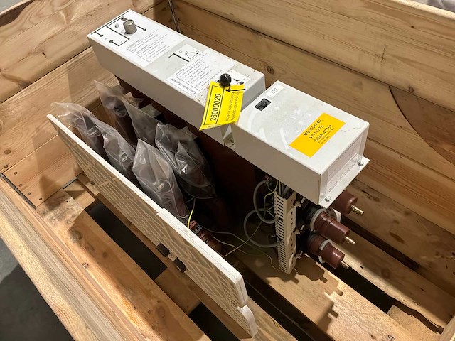Eaton magnefix md4 kb medium voltage switchgear (19x) - afbeelding 1 van  6