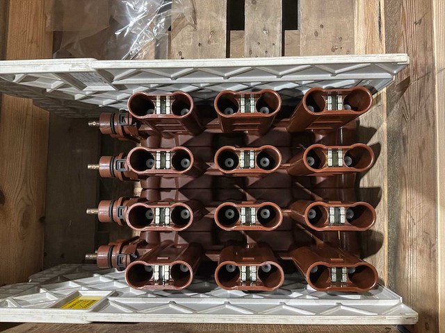 Eaton magnefix md4 kkkk medium voltage switchgear (23x) - afbeelding 3 van  7