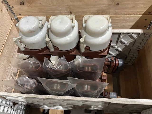 Eaton magnefix md4 kt medium voltage switchgear - afbeelding 1 van  6