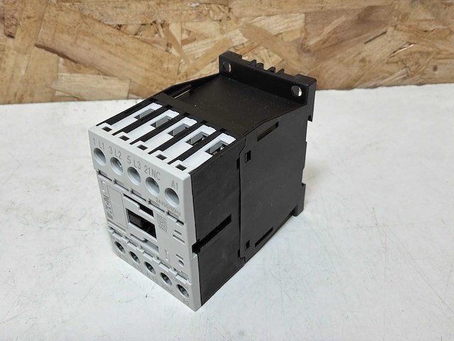 Eaton moeller dilm magneetschakelaar (12x) - afbeelding 2 van  7