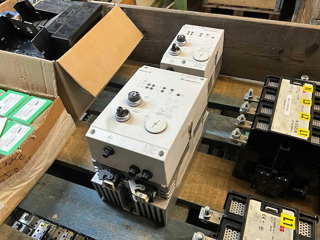 Eaton moeller ra-sp …. frequentieregelaar - afbeelding 1 van  7