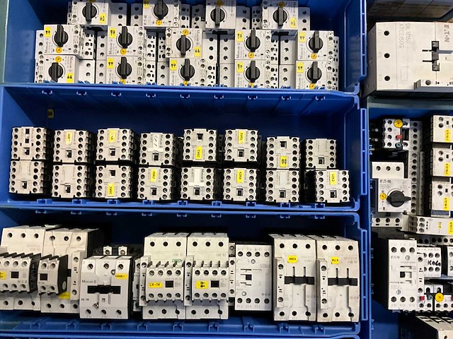 Eaton / moeller schakelmateriaal - afbeelding 4 van  10