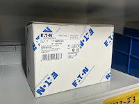 Eaton, moeller, siemens, pilz partij schakelmateriaal in stalen vakkenkast - afbeelding 31 van  34