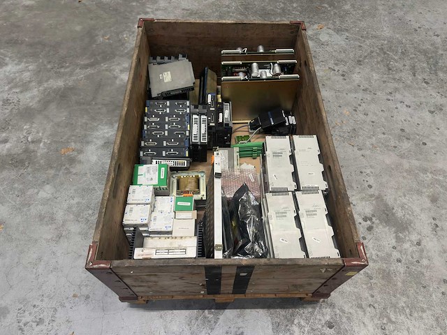 Eaton, schneider - partij industriële plc- en automatiseringscomponenten - afbeelding 3 van  11