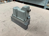 Eaton system pressure regulating valve - afbeelding 1 van  1