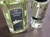 Eau de cologne ( 1 aangesproken) - afbeelding 2 van  2