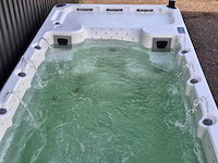 Eaware zwemspa 10 persoons jacuzzi en buitenspa - afbeelding 39 van  49