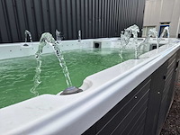 Eaware zwemspa 10 persoons jacuzzi en buitenspa - afbeelding 34 van  49