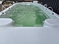 Eaware zwemspa 10 persoons jacuzzi en buitenspa - afbeelding 44 van  49