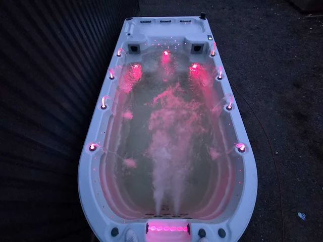 Eaware zwemspa 10 persoons jacuzzi en buitenspa - afbeelding 12 van  51