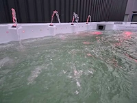 Eaware zwemspa 10 persoons jacuzzi en buitenspa - afbeelding 37 van  51