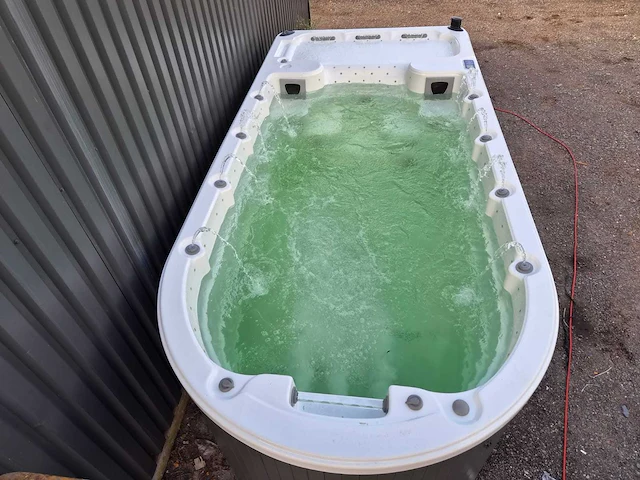 Eaware zwemspa 10 persoons jacuzzi en buitenspa - afbeelding 41 van  51