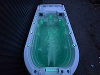 Eaware zwemspa 10 persoons jacuzzi en buitenspa - afbeelding 50 van  51