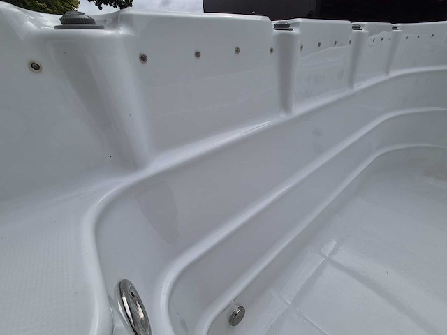 Eaware zwemspa 10 persoons jacuzzi en buitenspa - afbeelding 6 van  19