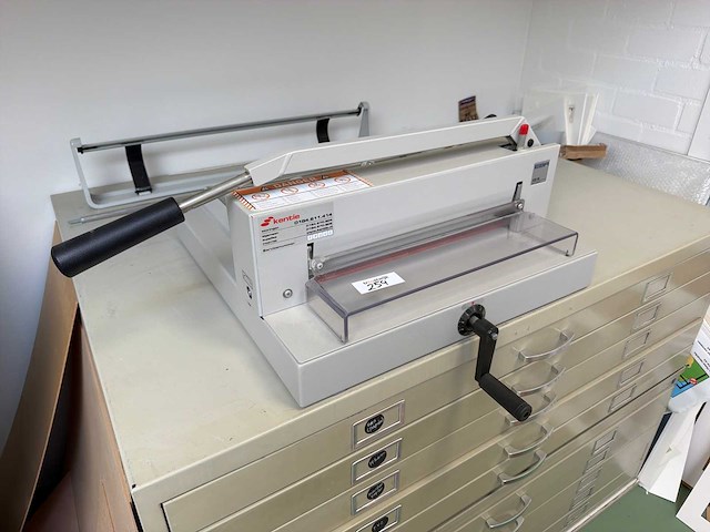 Eba 430 m professionele handmatige papiersnijmachine - afbeelding 1 van  4