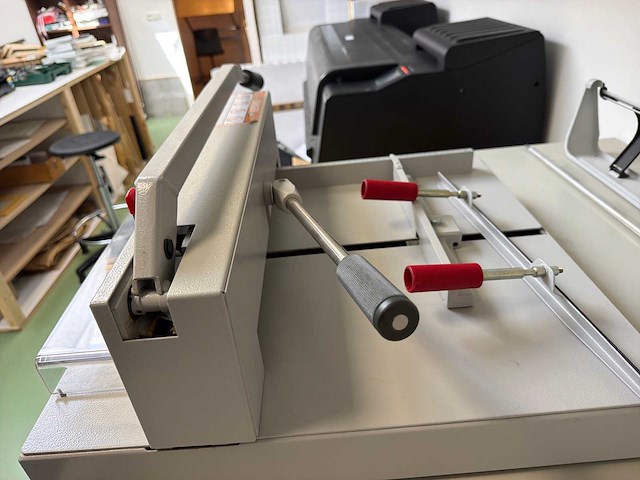Eba 430 m professionele handmatige papiersnijmachine - afbeelding 4 van  4