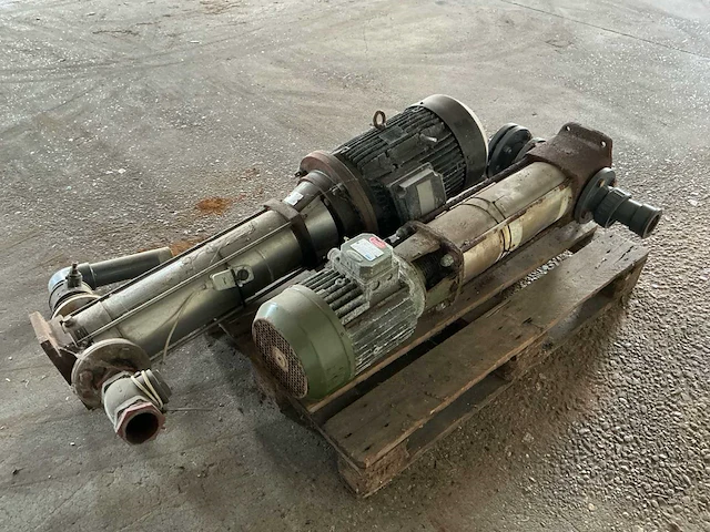 Ebara evm 18 12f5 & saer cvm 131-b/11 verticale meertraps centrifugaalpompen – 11 & 5,5 kw - afbeelding 5 van  10