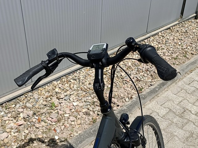 Ebike, victoria, e-trekking 5.7 bosch active line middenmotor - afbeelding 10 van  14