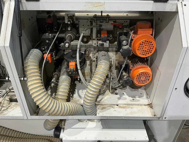 Ebm - 2007 - kdp 117 slk-p - kantaanlijmmachine - afbeelding 27 van  50