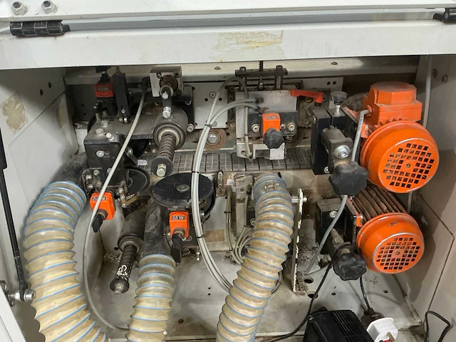 Ebm - 2007 - kdp 117 slk-p - kantaanlijmmachine - afbeelding 35 van  50
