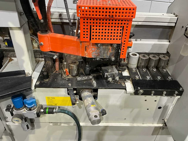 Ebm - 2007 - kdp 117 slk-p - kantaanlijmmachine - afbeelding 13 van  40