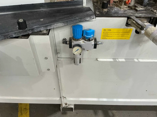 Ebm - 2007 - kdp 117 slk-p - kantaanlijmmachine - afbeelding 21 van  40