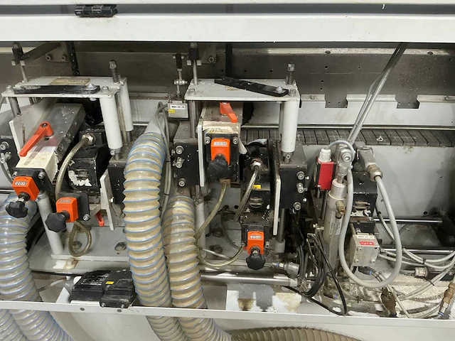 Ebm - 2007 - kdp 117 slk-p - kantaanlijmmachine - afbeelding 24 van  40