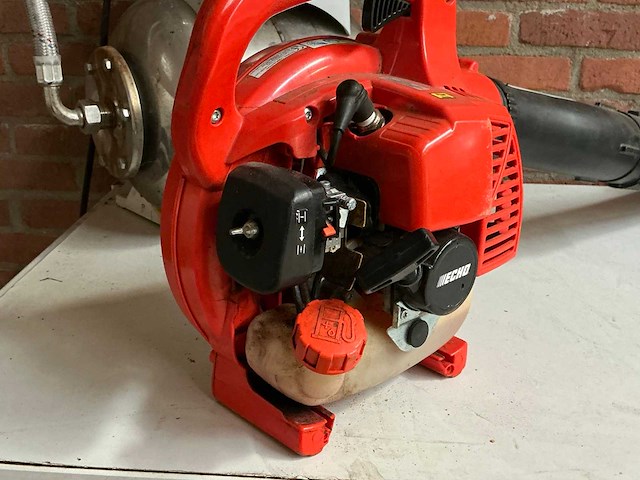 Echo pb-250 bladblazer ( benzine ) - afbeelding 4 van  7