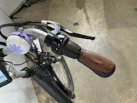 E.city elektrische damesfiets - afbeelding 8 van  9