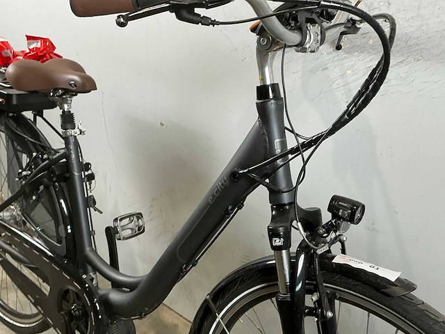 E.city elektrische damesfiets - afbeelding 3 van  11