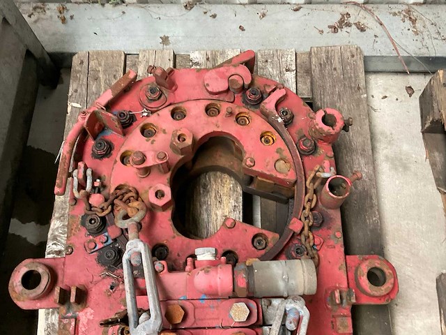 Eckel "rig floor drill pipe spinner" - afbeelding 4 van  6