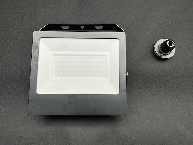 Eco getic figo led floodlight 24w (24x) - afbeelding 3 van  6
