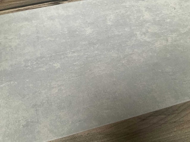 Ecoceramic keramische betonlook vloertegel 7.5m2 30x60 gris norwich - afbeelding 3 van  6