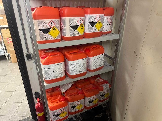 Ecolab - ecobrite perfekt - zuurstofbleekmiddel (5x) - afbeelding 1 van  3