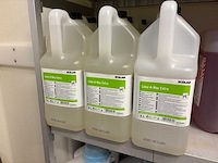 Ecolab - fles ontkalker (8x) - afbeelding 1 van  2