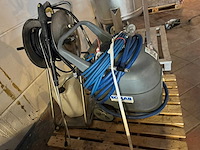 Ecolab - foam system for container cleaning - afbeelding 1 van  4