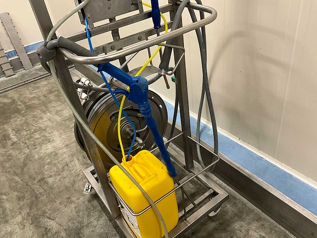 Ecolab mobiel schoonmaakstation - afbeelding 7 van  9